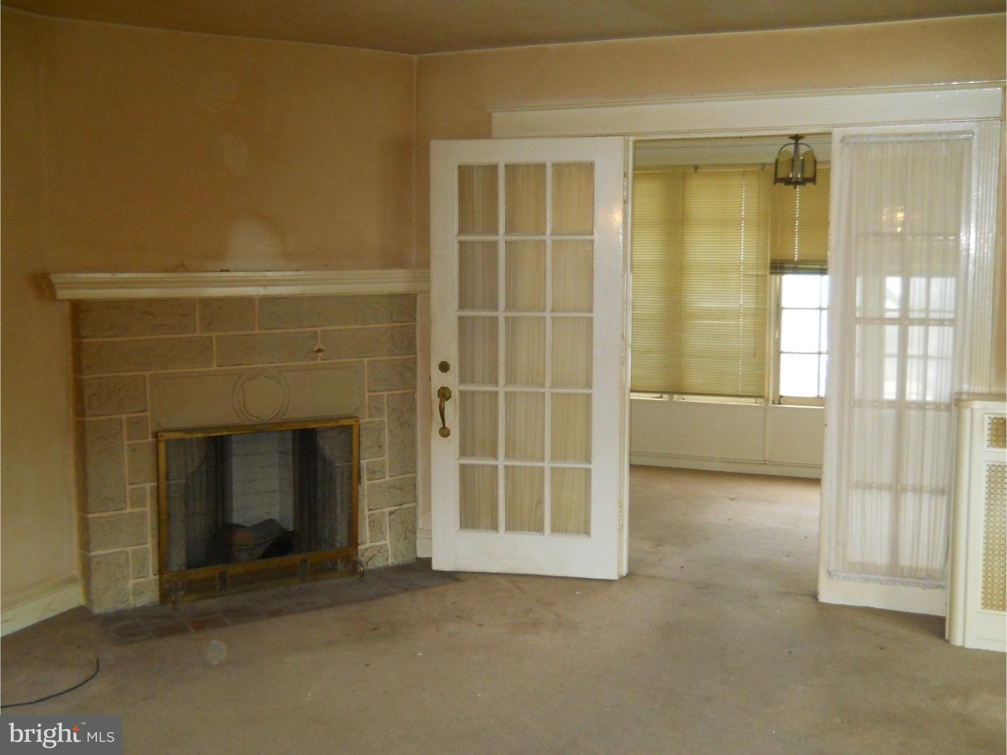 133 Kent Road Upper Darby, PA 19082 - Photo 2 of 15