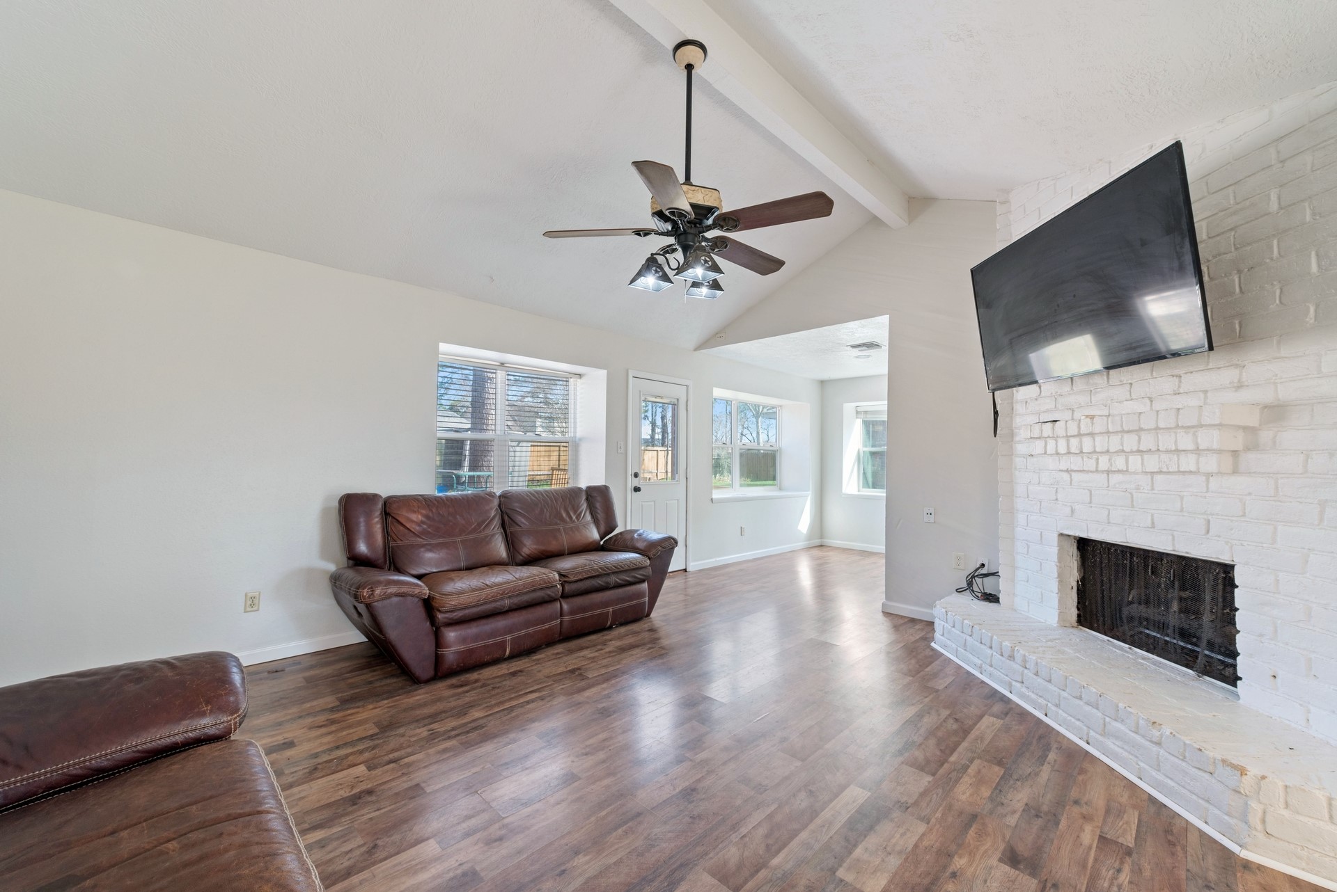 9622 Birsay Street Spring, TX 77379 - Photo 5 of 17 Lots of light and door to the back yard.