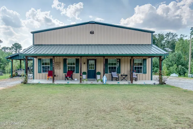 $2,700 | 1998 Highway 16, Carthage, MS 39051