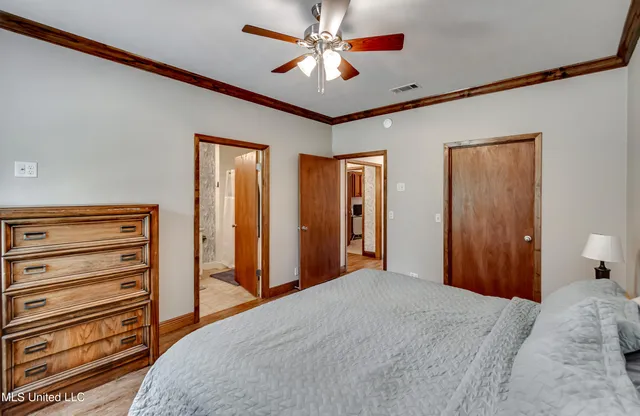 $2,700 | 1998 Highway 16, Carthage, MS 39051