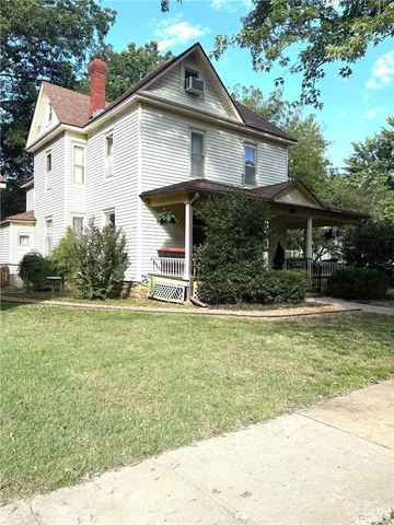 $159,500 | 301-305 South 2nd Street, Independence, KS 67301