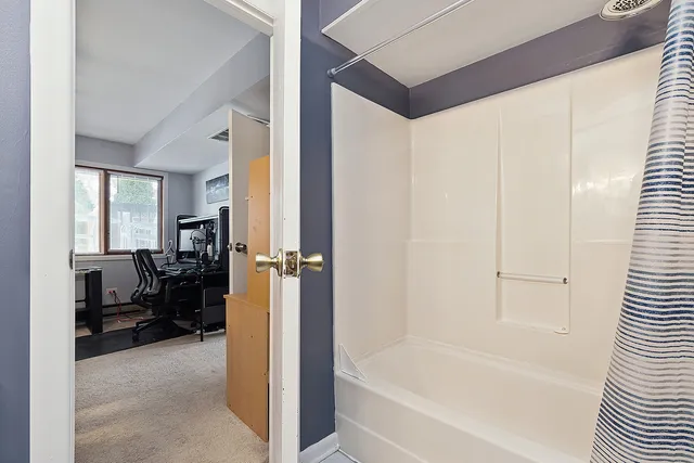 $264,000 | 17565 Windsor Parkway, Tinley Park, IL 60487