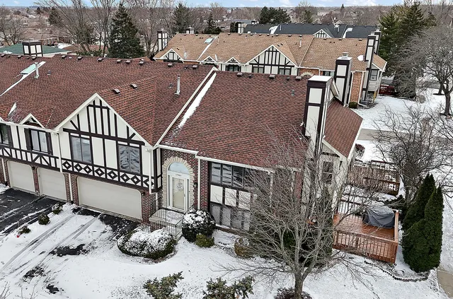 $264,000 | 17565 Windsor Parkway, Tinley Park, IL 60487