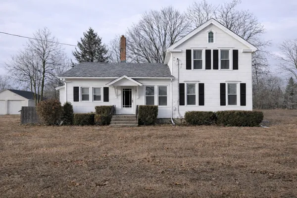 $2,450 | 41W654 Main Street Road, Elburn, IL 60119