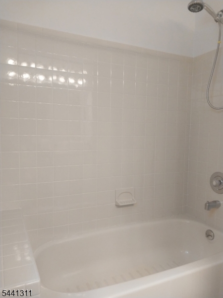 11 Strawberry Hill Road Somerville, NJ 08876 - Photo 8 of 15