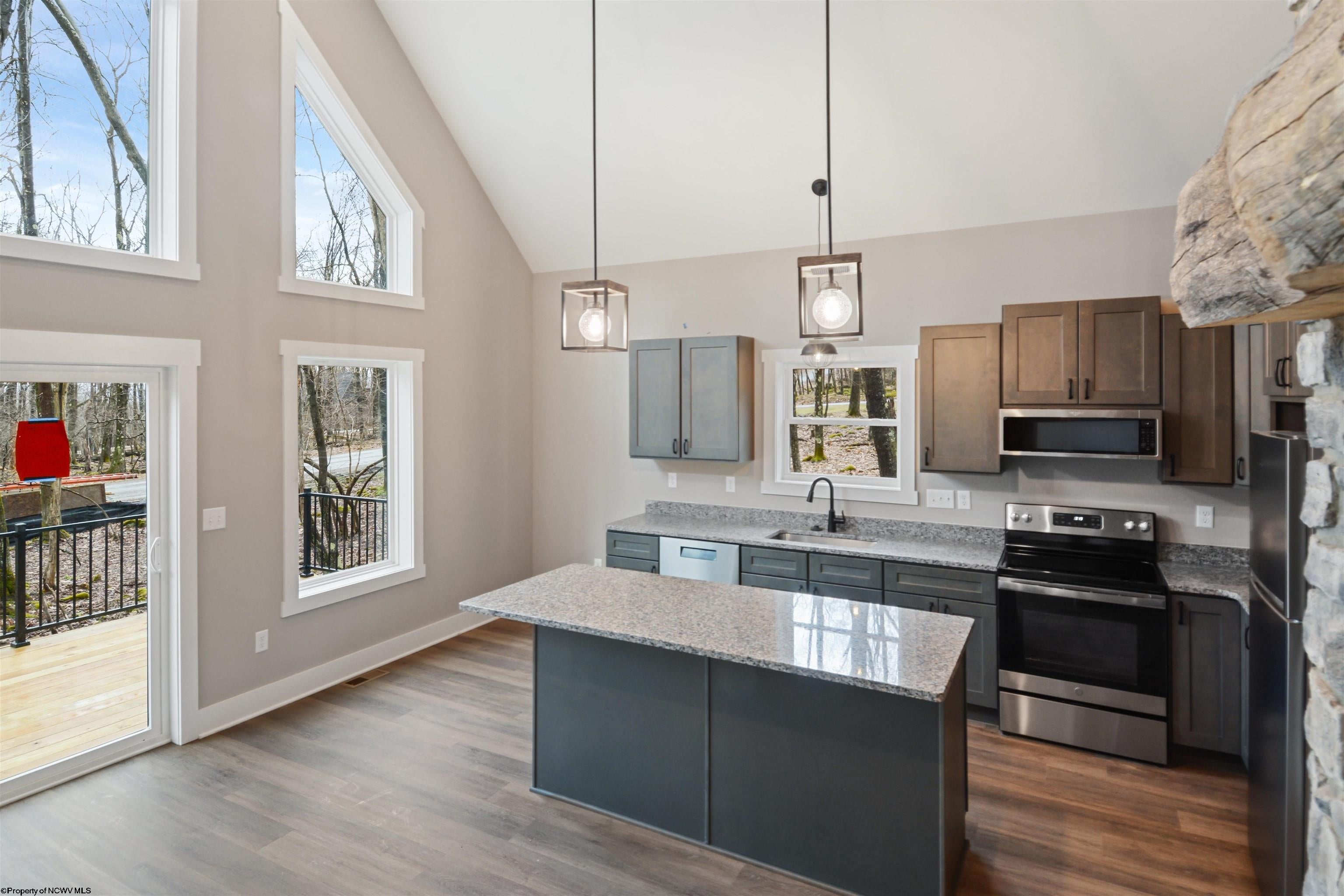 101 Oak Grove Road Terra Alta, WV 26764 - Photo 9 of 30 Gallery Image 9