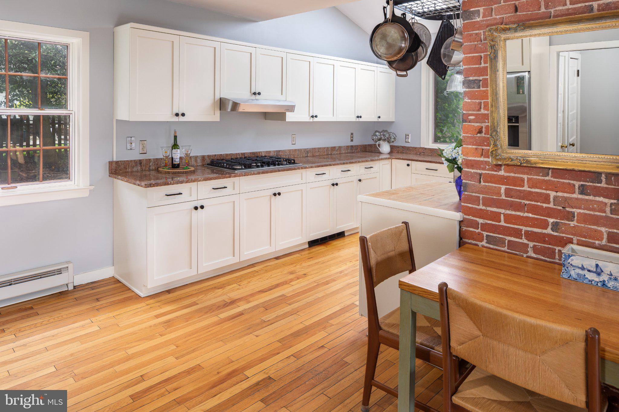 123 Penarth Road Bala Cynwyd, PA 19004 - Photo 26 of 62 Kitchen w/ Exposed Brick in Breakfast Nook