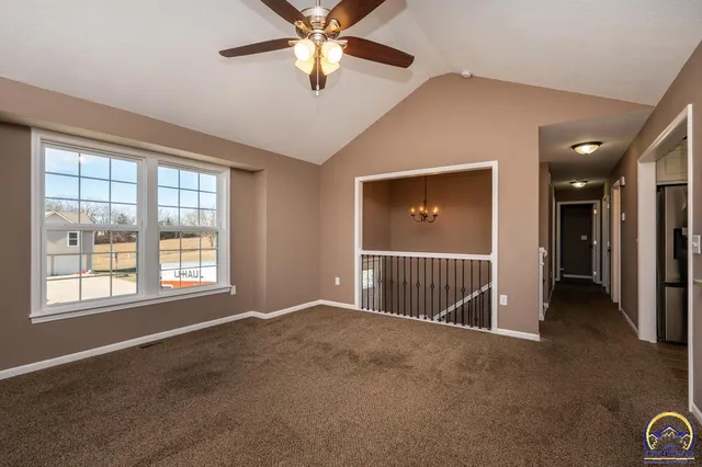 $307,500 | 411 Turkey Run Circle, Oskaloosa, KS 66066