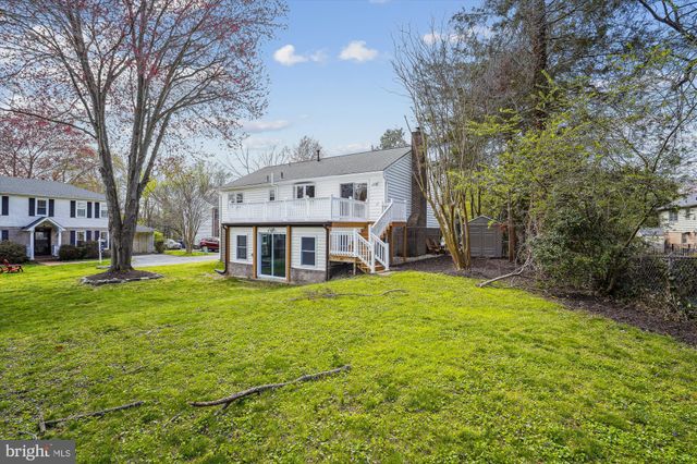 $830,000 | 2013 Hoover Lane, Alexandria, VA 22308