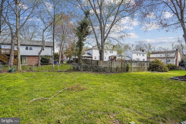 $830,000 | 2013 Hoover Lane, Alexandria, VA 22308