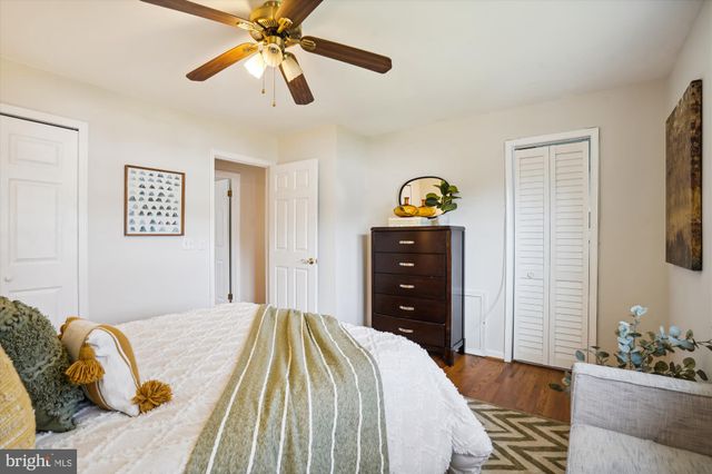 $830,000 | 2013 Hoover Lane, Alexandria, VA 22308