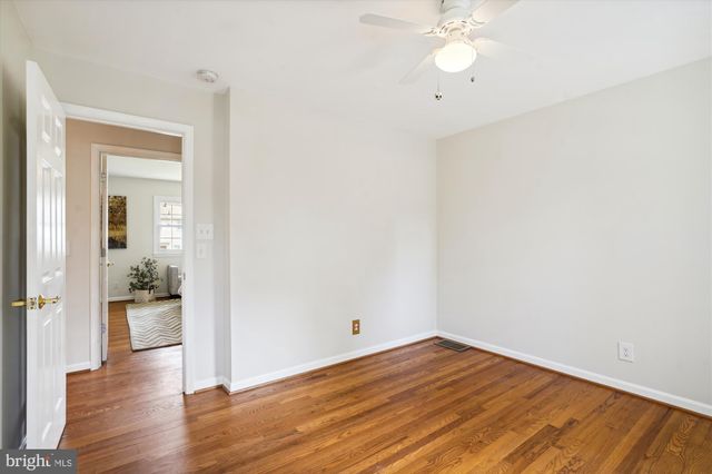 $830,000 | 2013 Hoover Lane, Alexandria, VA 22308