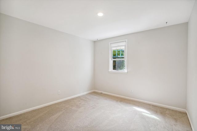 $830,000 | 2013 Hoover Lane, Alexandria, VA 22308