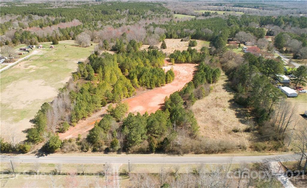 33 Ac Chambers Road York, SC 29745 - Photo 1 of 12 Gallery Image 1