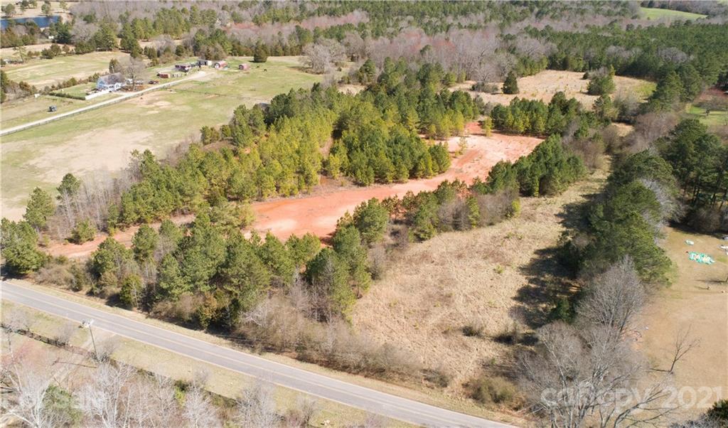 33 Ac Chambers Road York, SC 29745 - Photo 4 of 12 Gallery Image 4