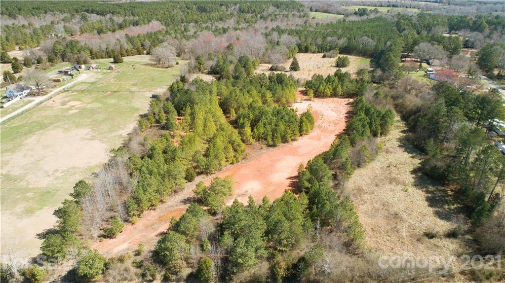 33 Ac Chambers Road York, SC 29745 - Photo 10 of 12 Gallery Image 10