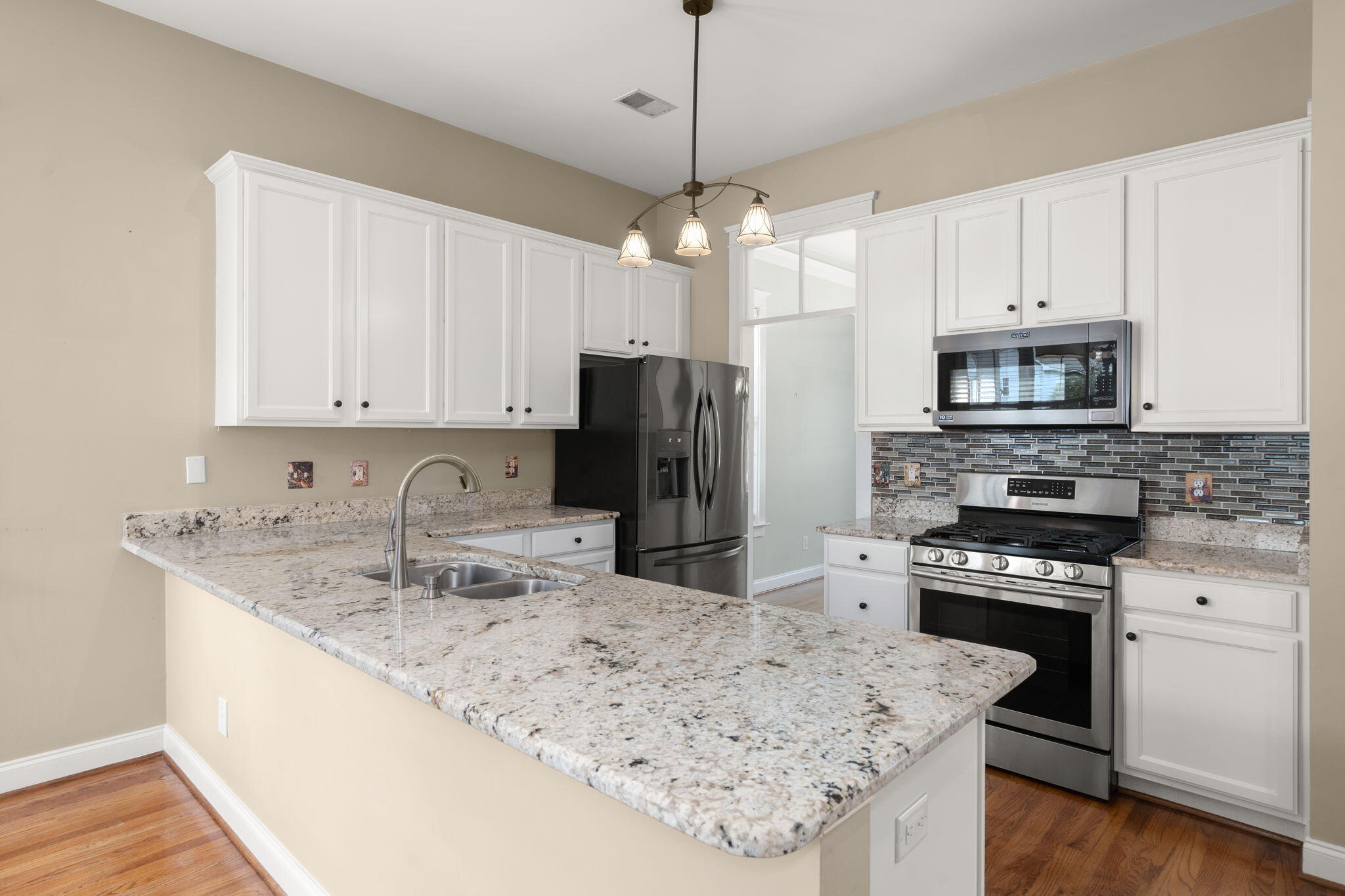302 Hydrangea Street Summerville, SC 29483 - Photo 22 of 67