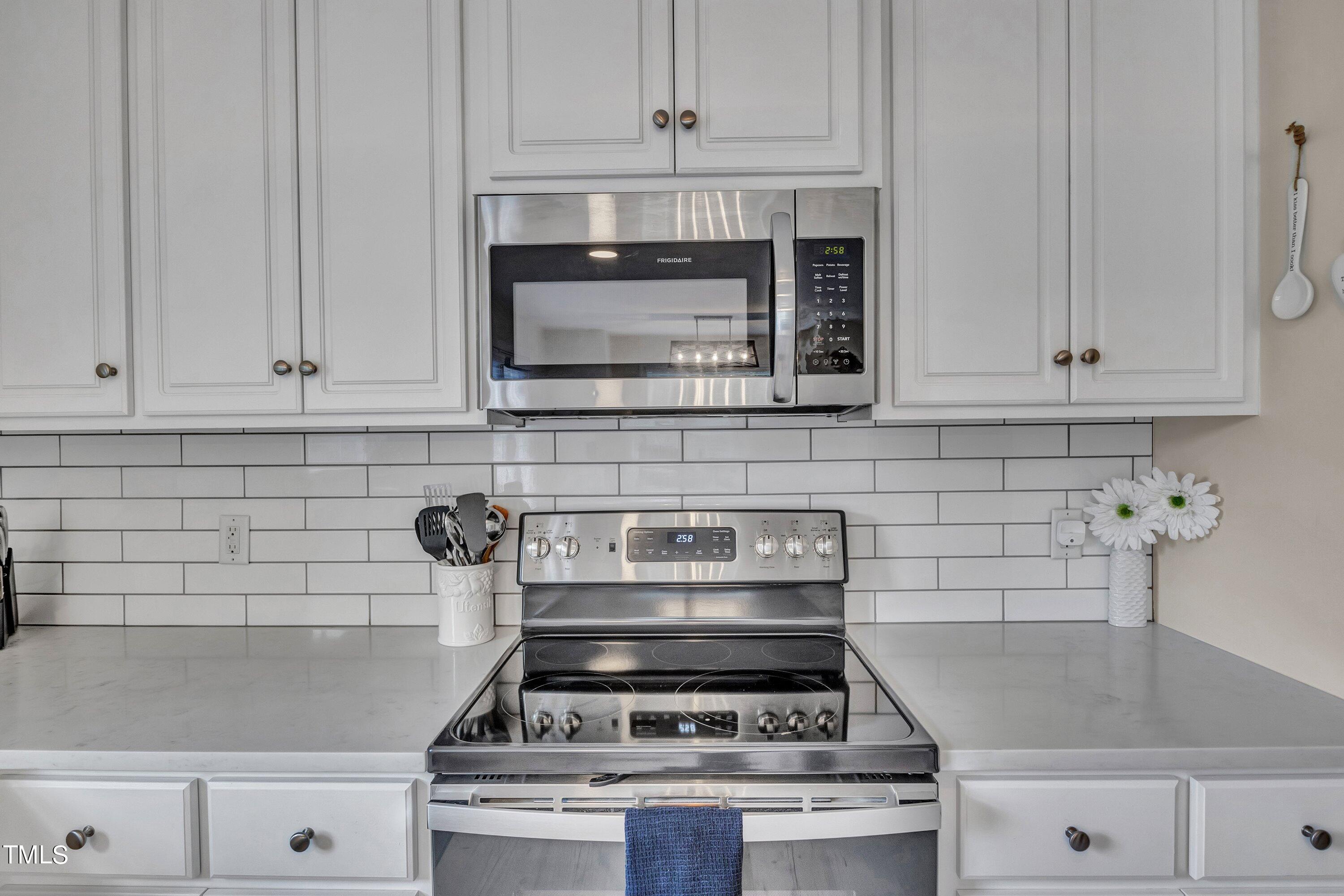 8805 Dukes Lake Road Zebulon, NC 27597 - Photo 8 of 26 Stainless Appliances