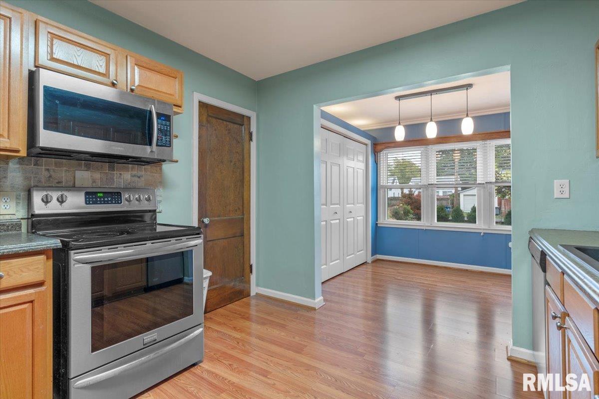 2536 South 4th Street Springfield, IL 62703 - Photo 3 of 14