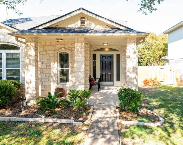 $465,000 | 1416 Roxanne's Run, Pflugerville, TX 78660