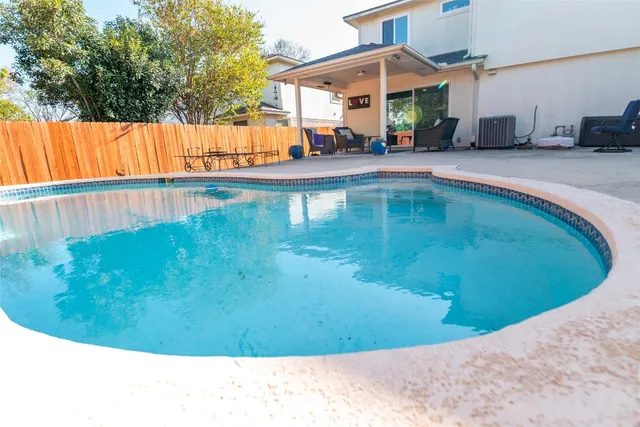 $465,000 | 1416 Roxanne's Run, Pflugerville, TX 78660