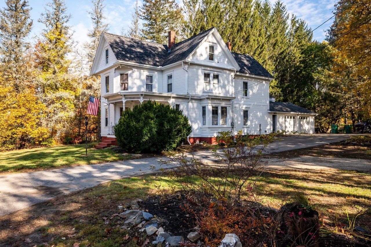 5 Penny Lane Rochester, NH 03868 - Photo 1 of 40