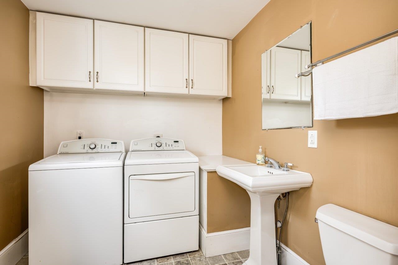 5 Penny Lane Rochester, NH 03868 - Photo 23 of 40