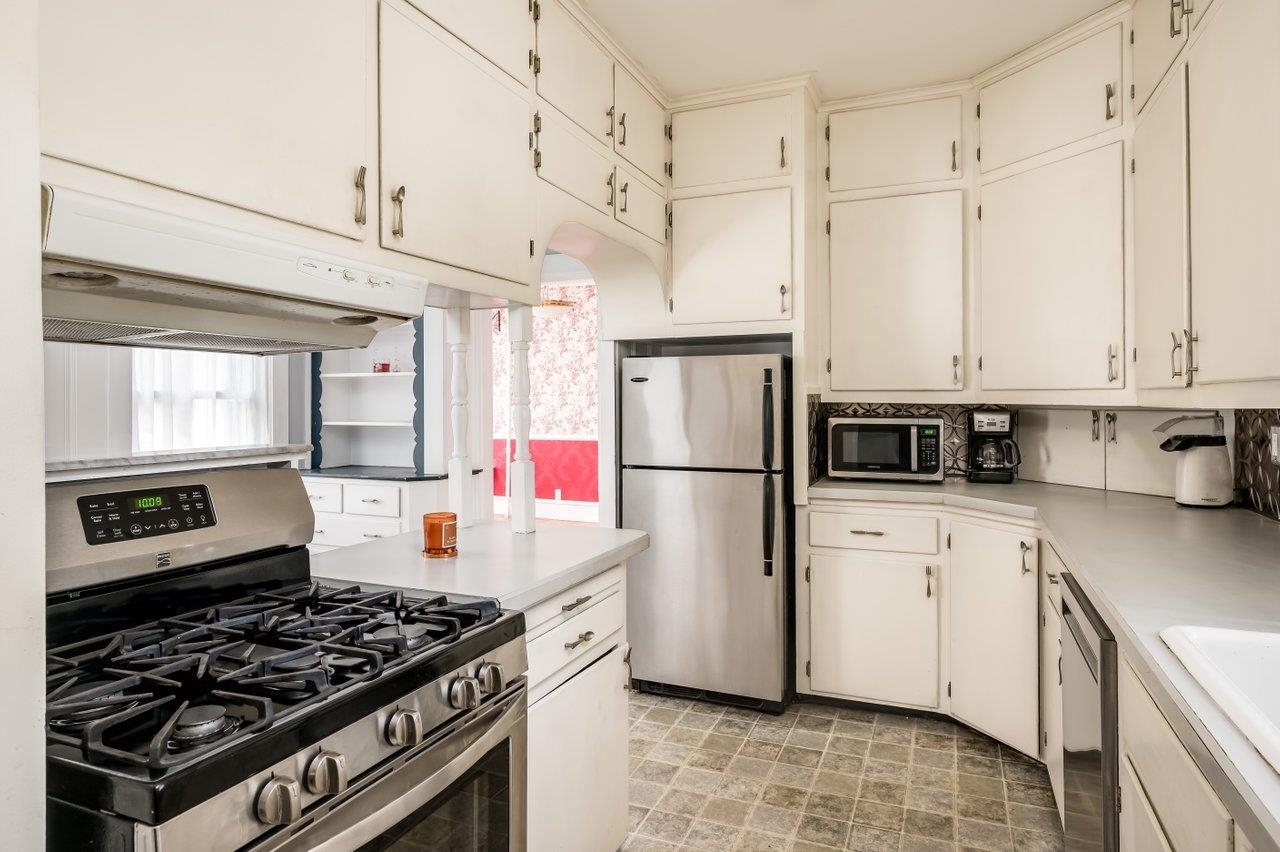 5 Penny Lane Rochester, NH 03868 - Photo 7 of 40