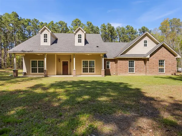 $399,900 | 10024 Farm To Market 49, Big Sandy, TX 75755