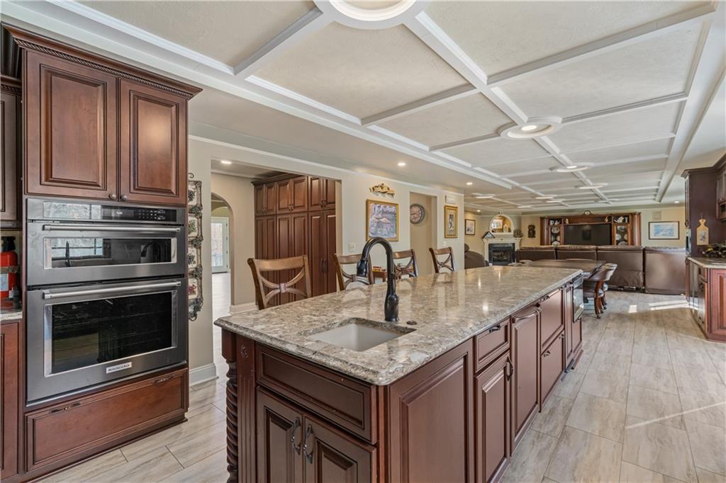 401 Chapeldale Drive Apollo, PA 15613 - Photo 7 of 28