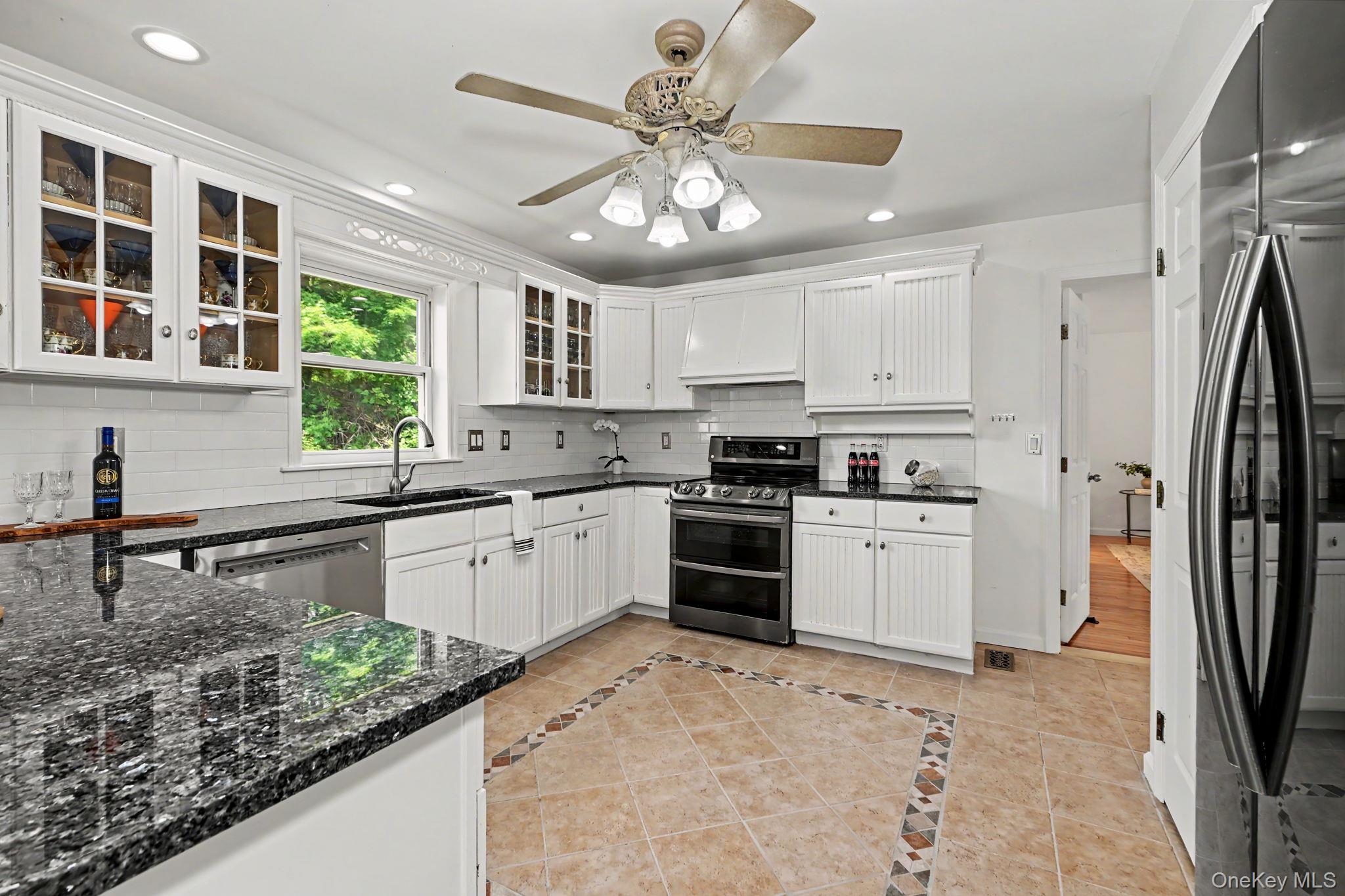 243 Kings Ferry Road Montrose, NY 10548 - Photo 9 of 35