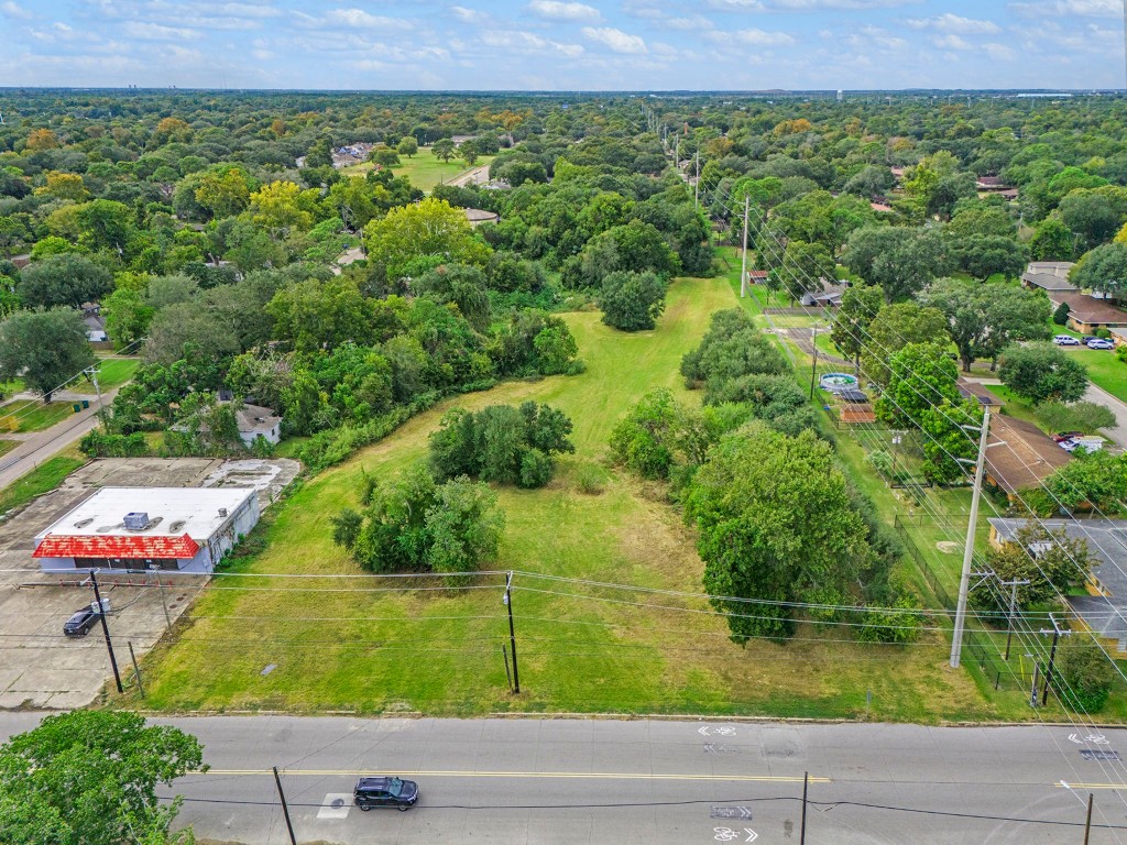 0 Bayou Road La Marque, TX 77568 - Photo 5 of 9 an aerial view of a yard