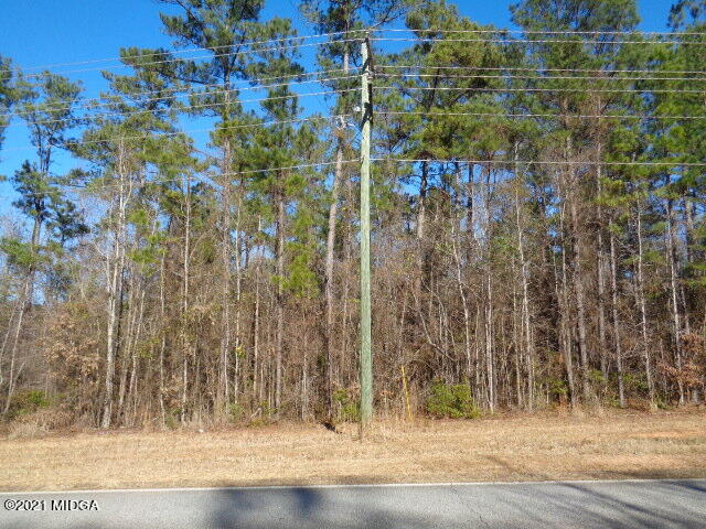 8725 Hopewell Road, Unit 1094 Lizella, GA 31052 - Photo 3 of 7 a view of a brick wall