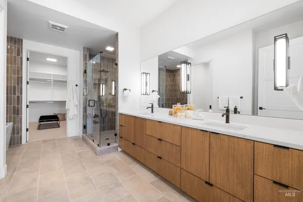 $1,890,000 | 55 East State Street, Unit 304, Eagle, ID 83616