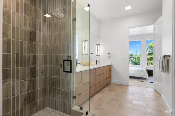 $1,890,000 | 55 East State Street, Unit 304, Eagle, ID 83616