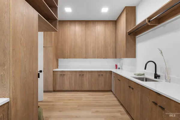 $1,890,000 | 55 East State Street, Unit 304, Eagle, ID 83616