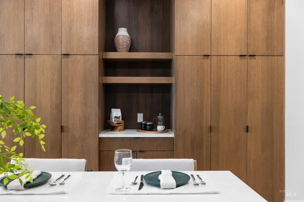 $1,890,000 | 55 East State Street, Unit 304, Eagle, ID 83616