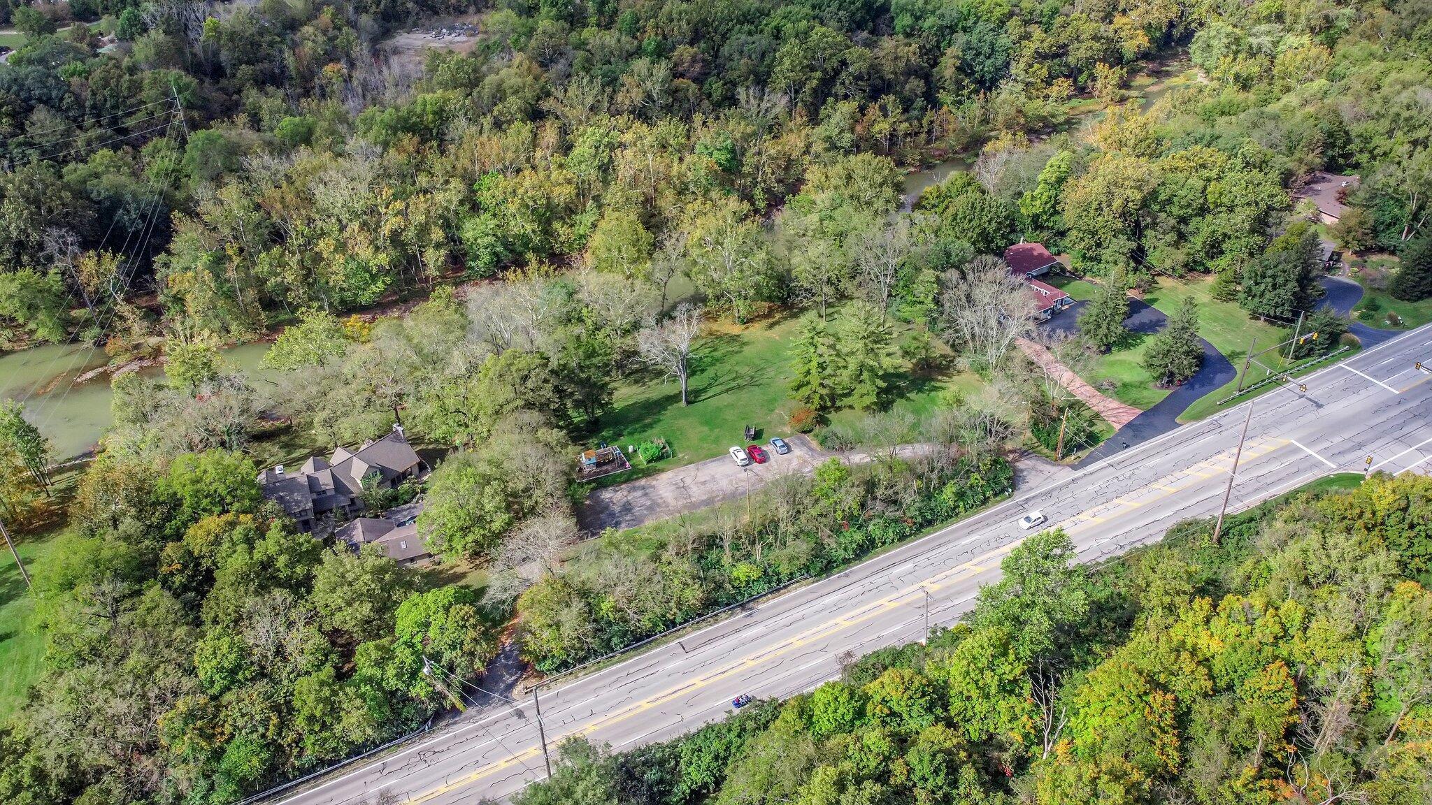 7845 Riverside Drive Dublin, OH 43016 - Photo 7 of 17 7-web-or-mls-7827-riverside-dr