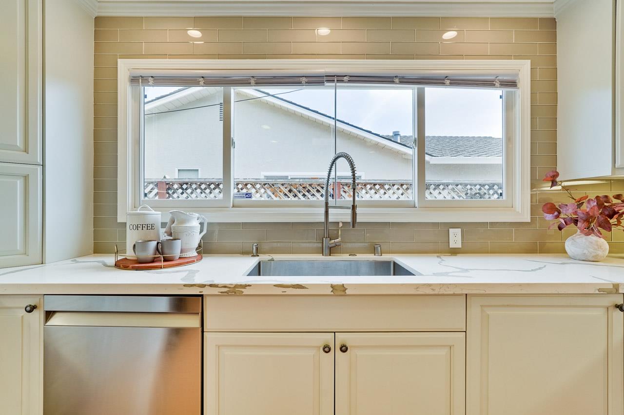 891 Humewick Way Sunnyvale, CA 94087 - Photo 19 of 45 a kitchen with a sink and a window
