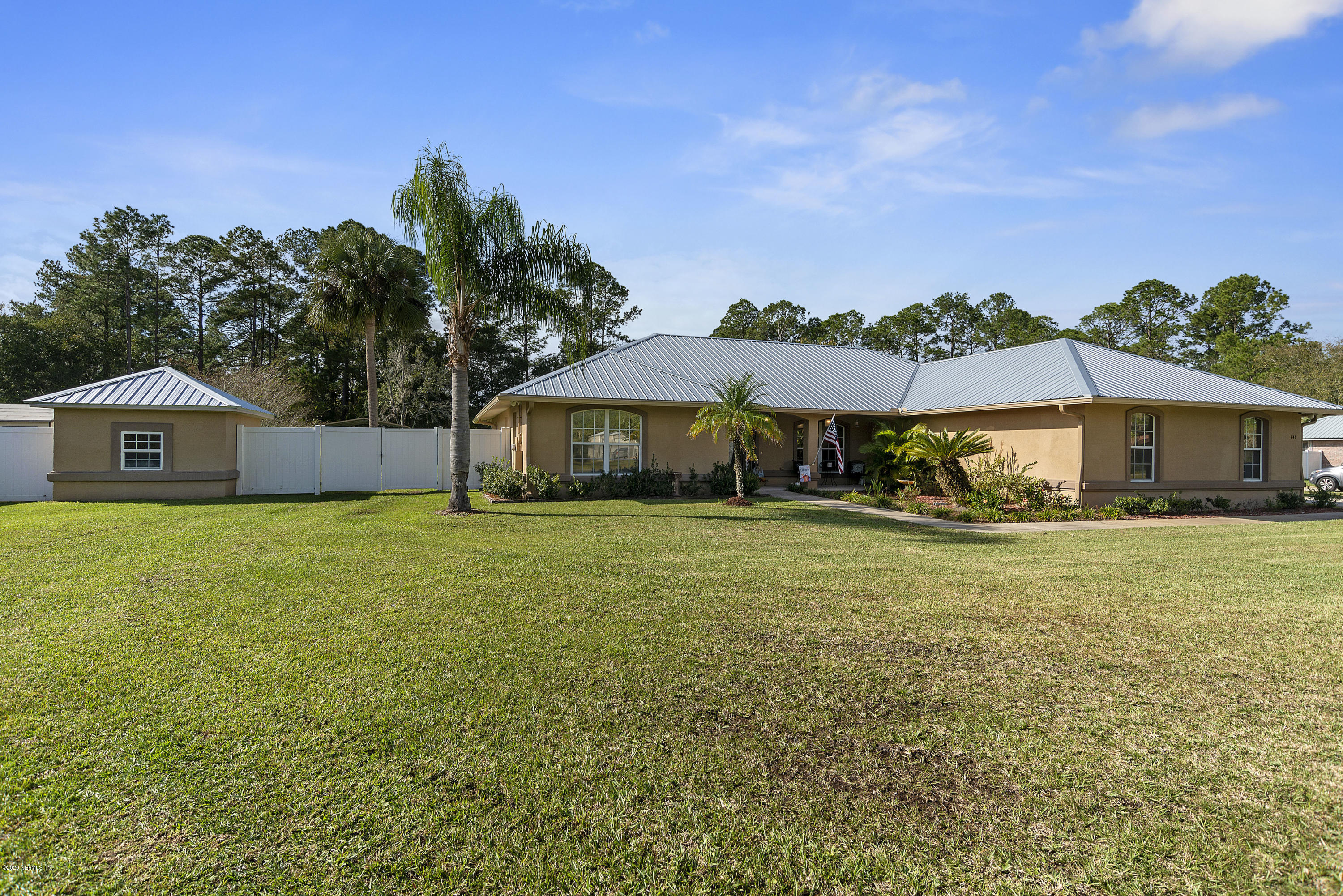 149 Confederate Point Road Palatka, FL 32177 - Photo 3 of 37 _DSP6439