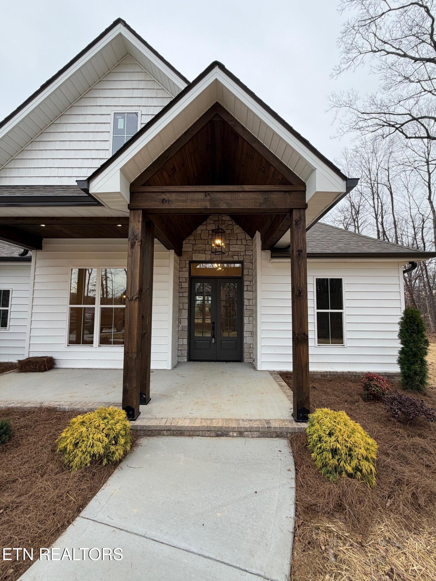 6813 Flint Gap Road Knoxville, TN 37914 - Photo 2 of 45 Front of House (12)