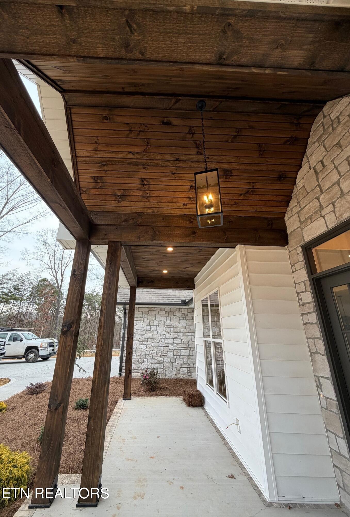 6813 Flint Gap Road Knoxville, TN 37914 - Photo 4 of 45 Front Porch