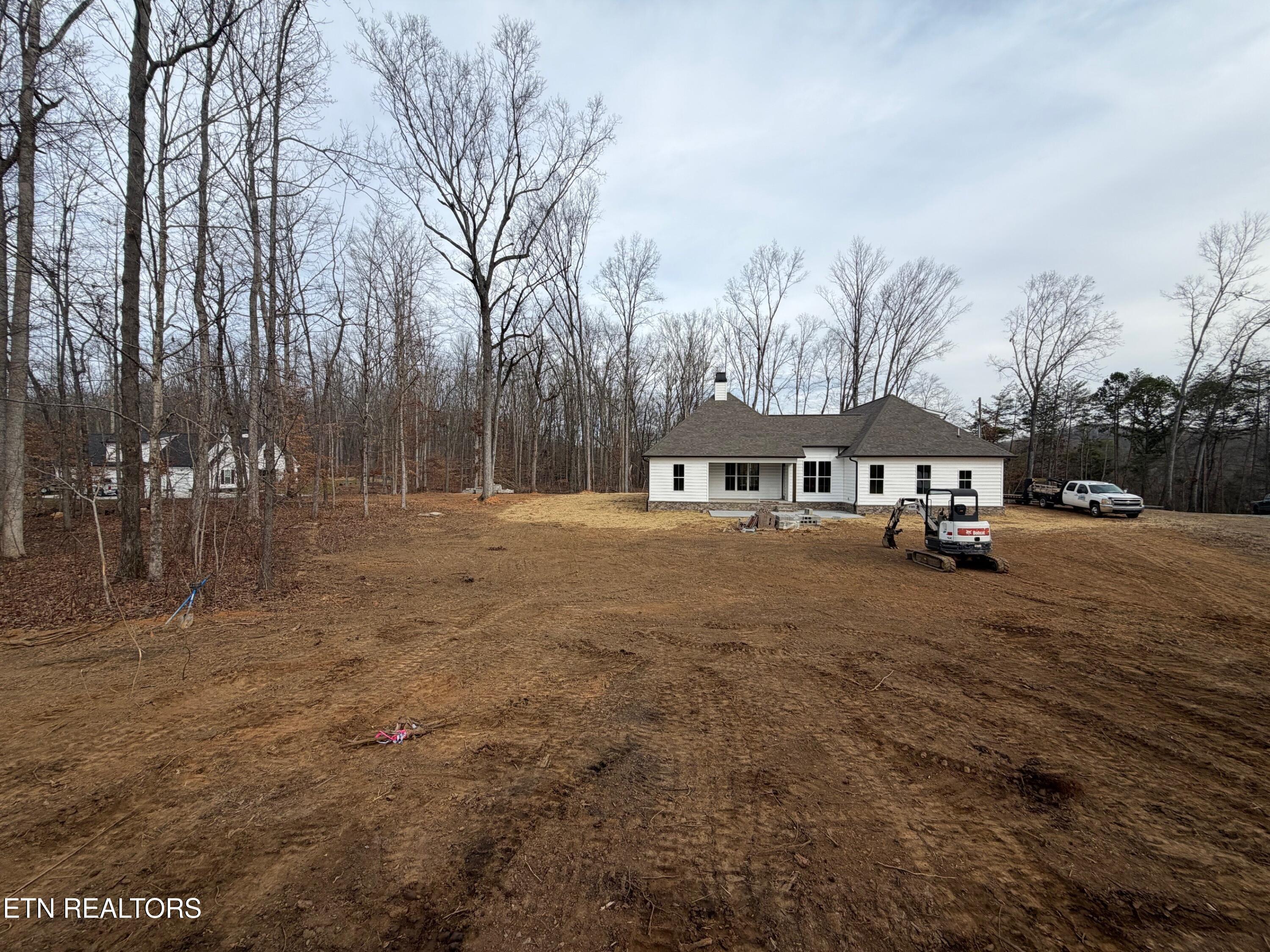 6813 Flint Gap Road Knoxville, TN 37914 - Photo 43 of 45 Back of the House & yard (2)