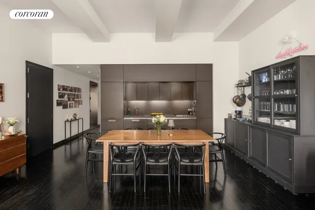 $1,290,000 | 20 Pine Street, Unit 911 | Financial District