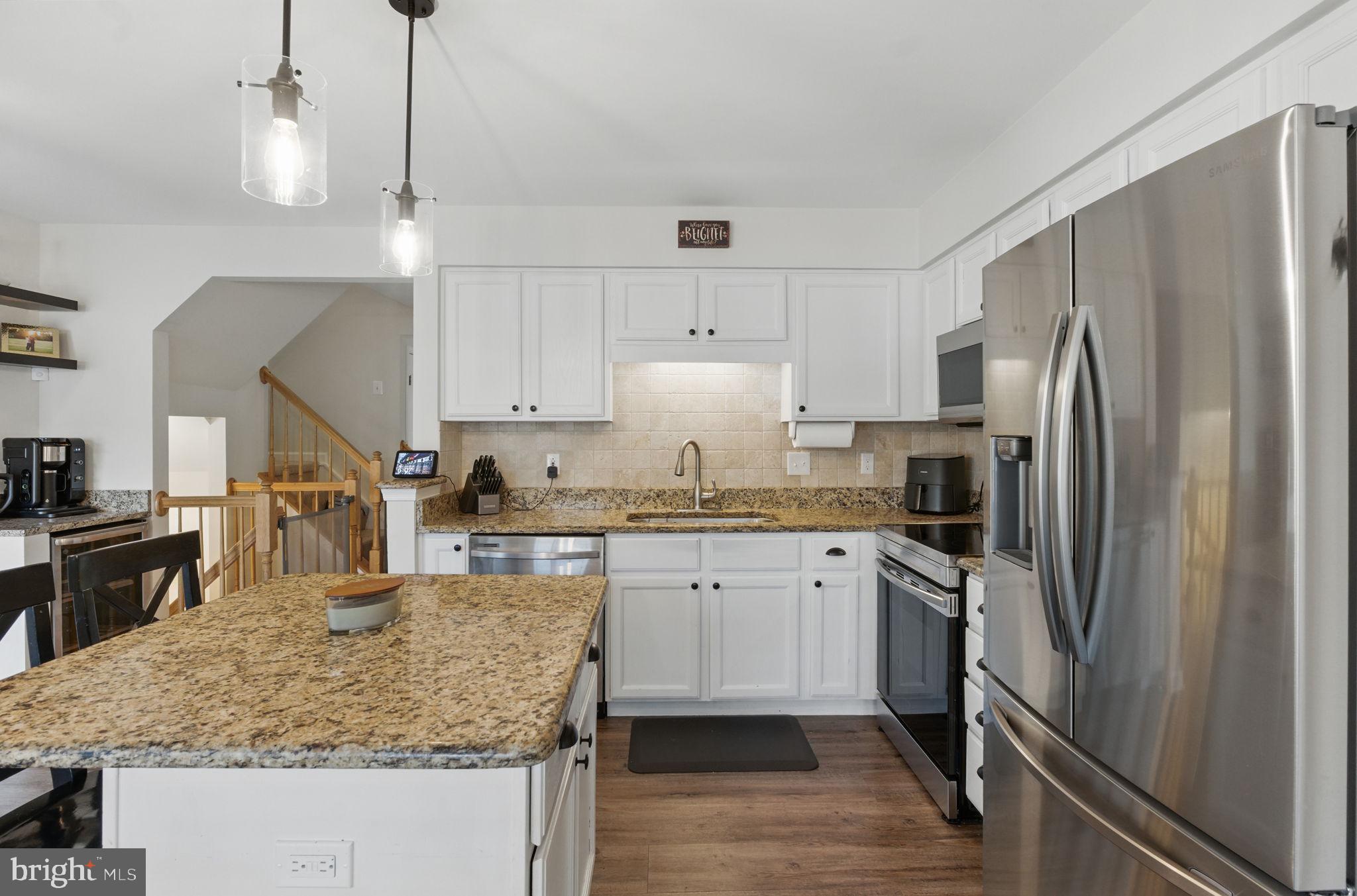 19954 Fieldgrass Square Ashburn, VA 20147 - Photo 13 of 33