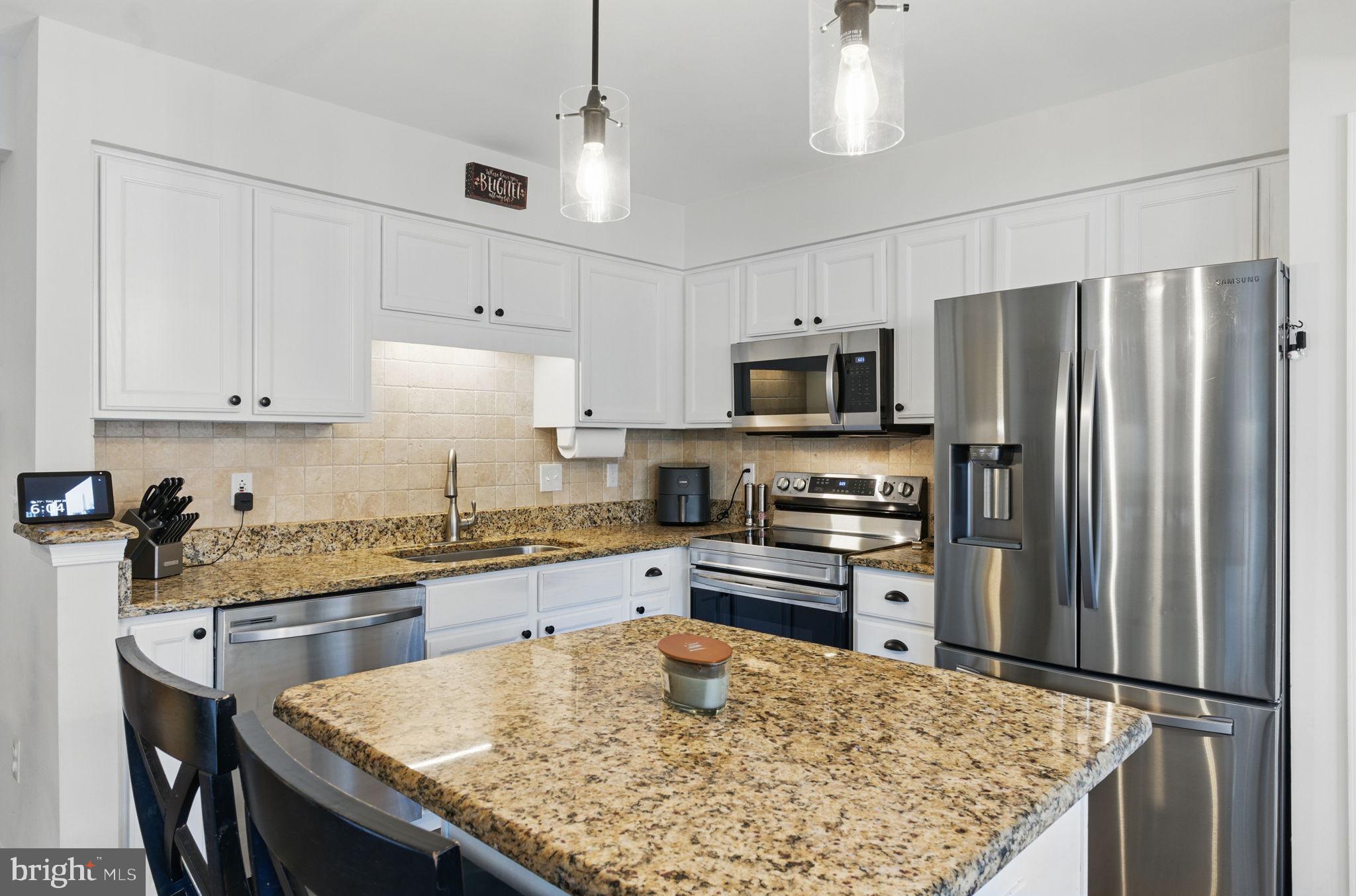 19954 Fieldgrass Square Ashburn, VA 20147 - Photo 10 of 33