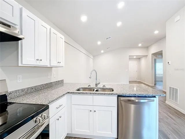 $412,400 | 17131 Thompson Avenue, Port Charlotte, FL 33948