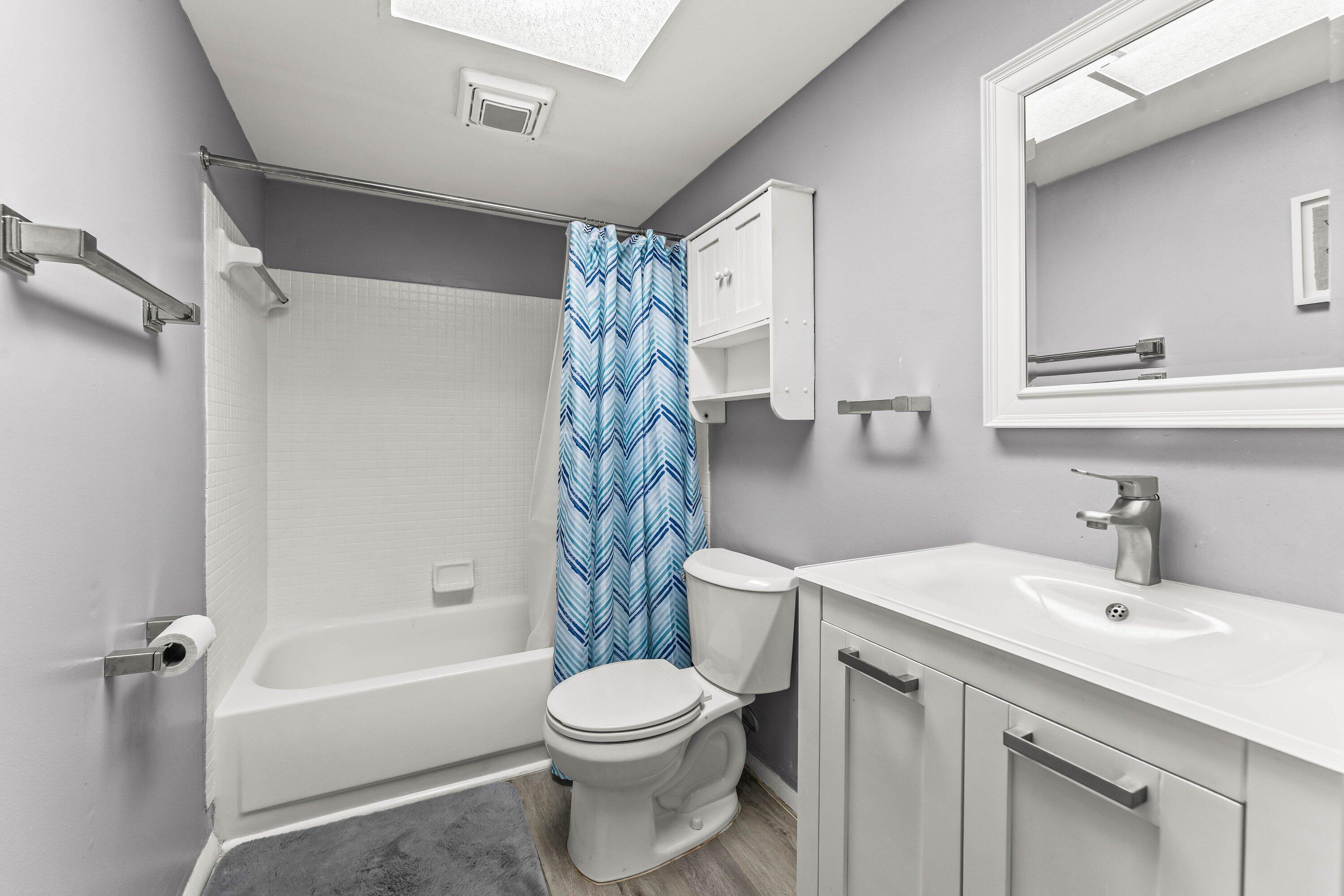 950 South Kanner Highway, Unit C10 Stuart, FL 34994 - Photo 21 of 31 a bathroom with a sink toilet and shower