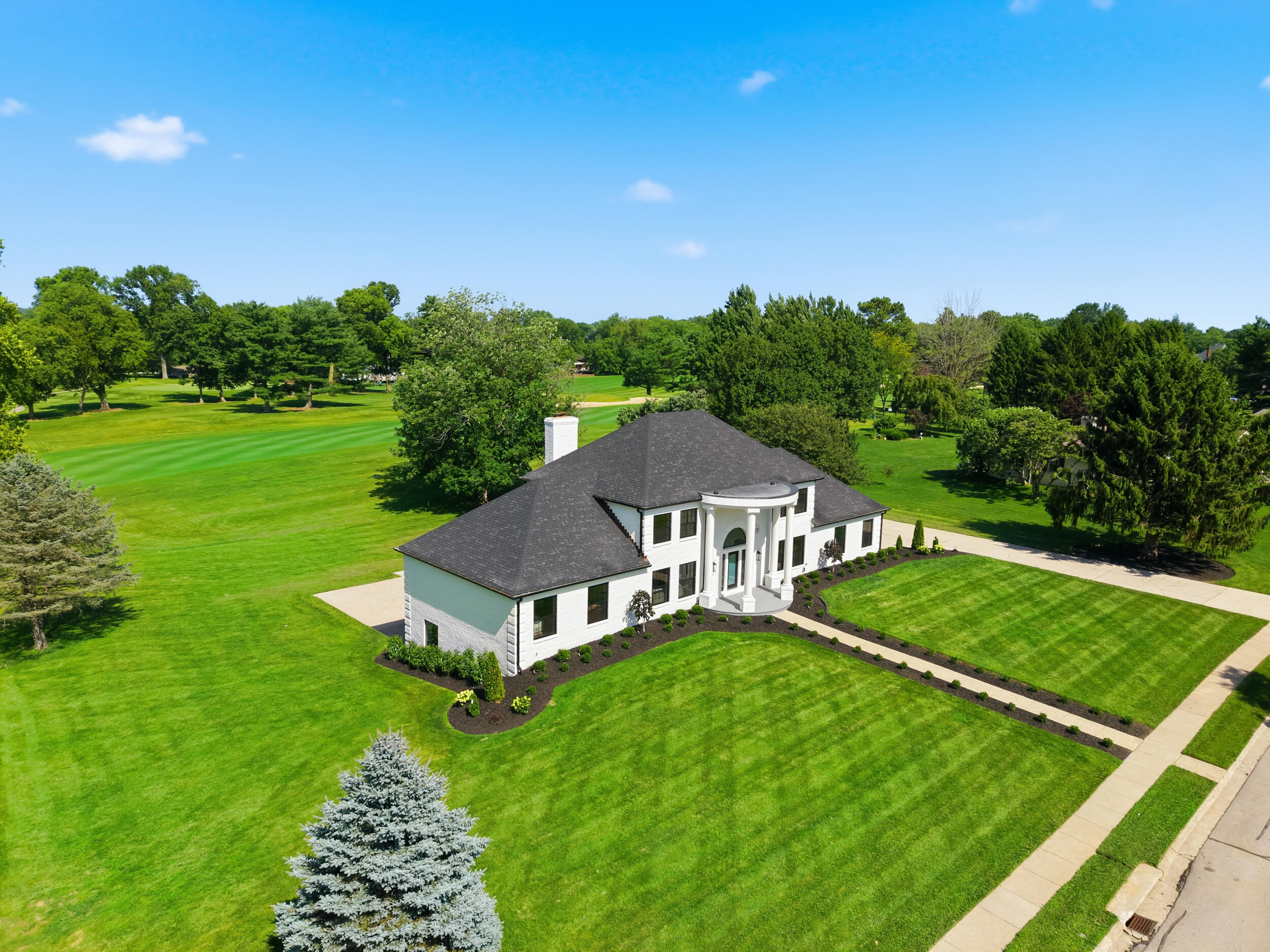 2202 Bahama Road Lexington, KY 40509 - Photo 75 of 88 79_dji_fly_20260630_163954_0063_17828525