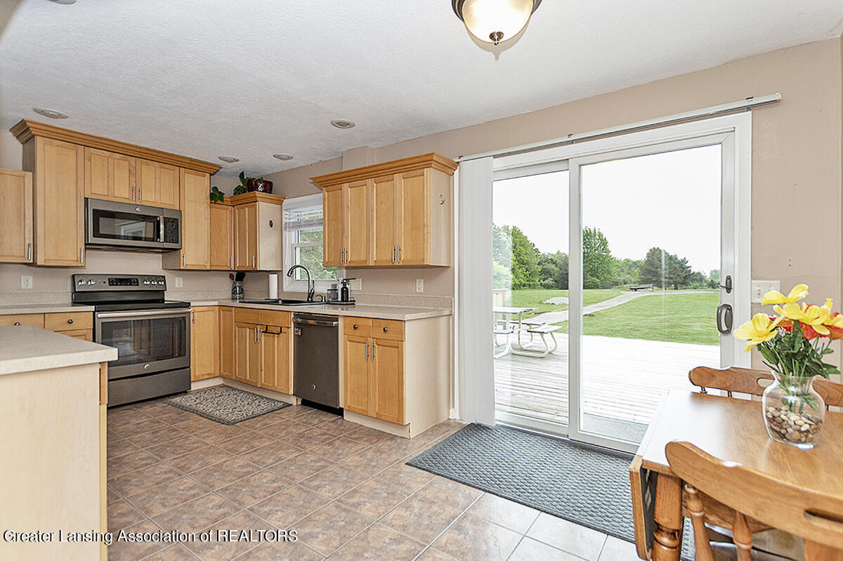 5735 West Pratt Road Dewitt, MI 48820 - Photo 5 of 28 _DSC4856